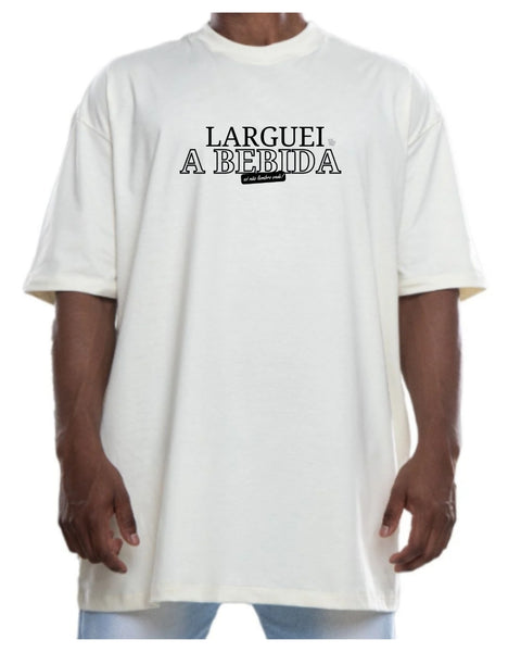 Camiseta - Larguei a bebida, só não lembro onde | Estilo Butiquim